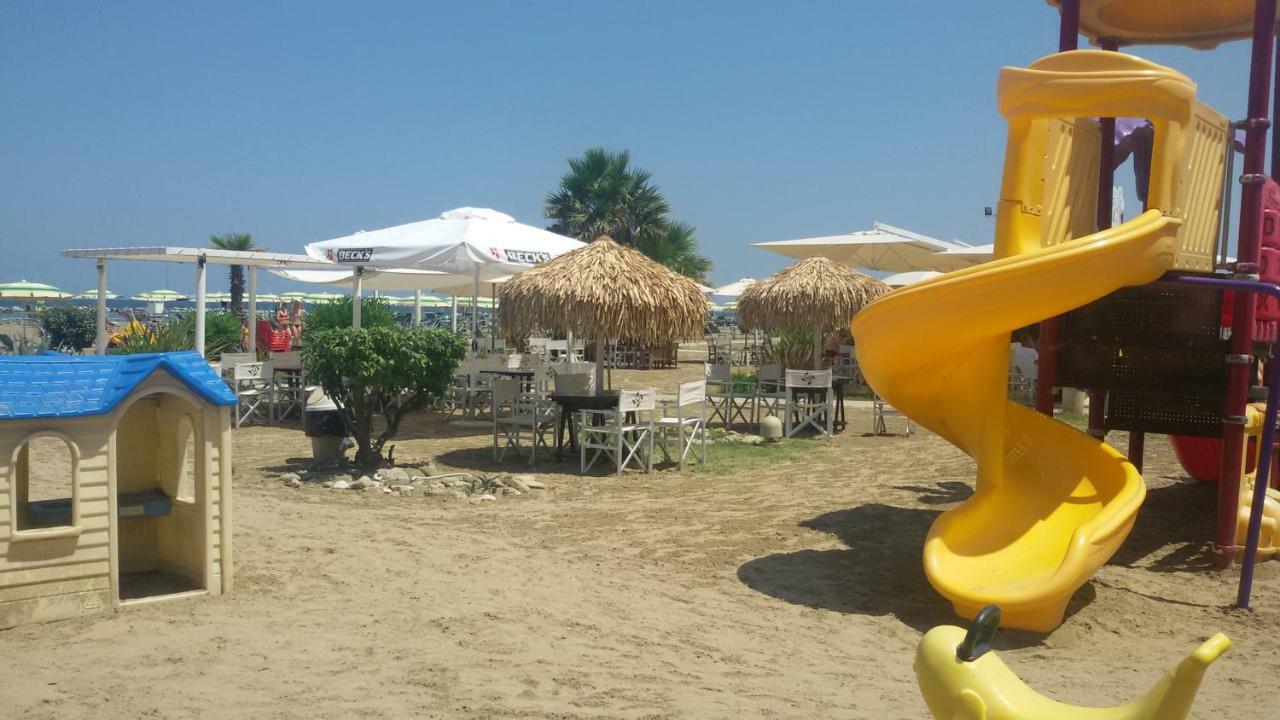 Domus Maris Viserba, Spiagge E Centro A 100 Mt, Promo Maggio Fiera Macfrut, Fieravicola, Expo Dental, Meeting רימיני מראה חיצוני תמונה