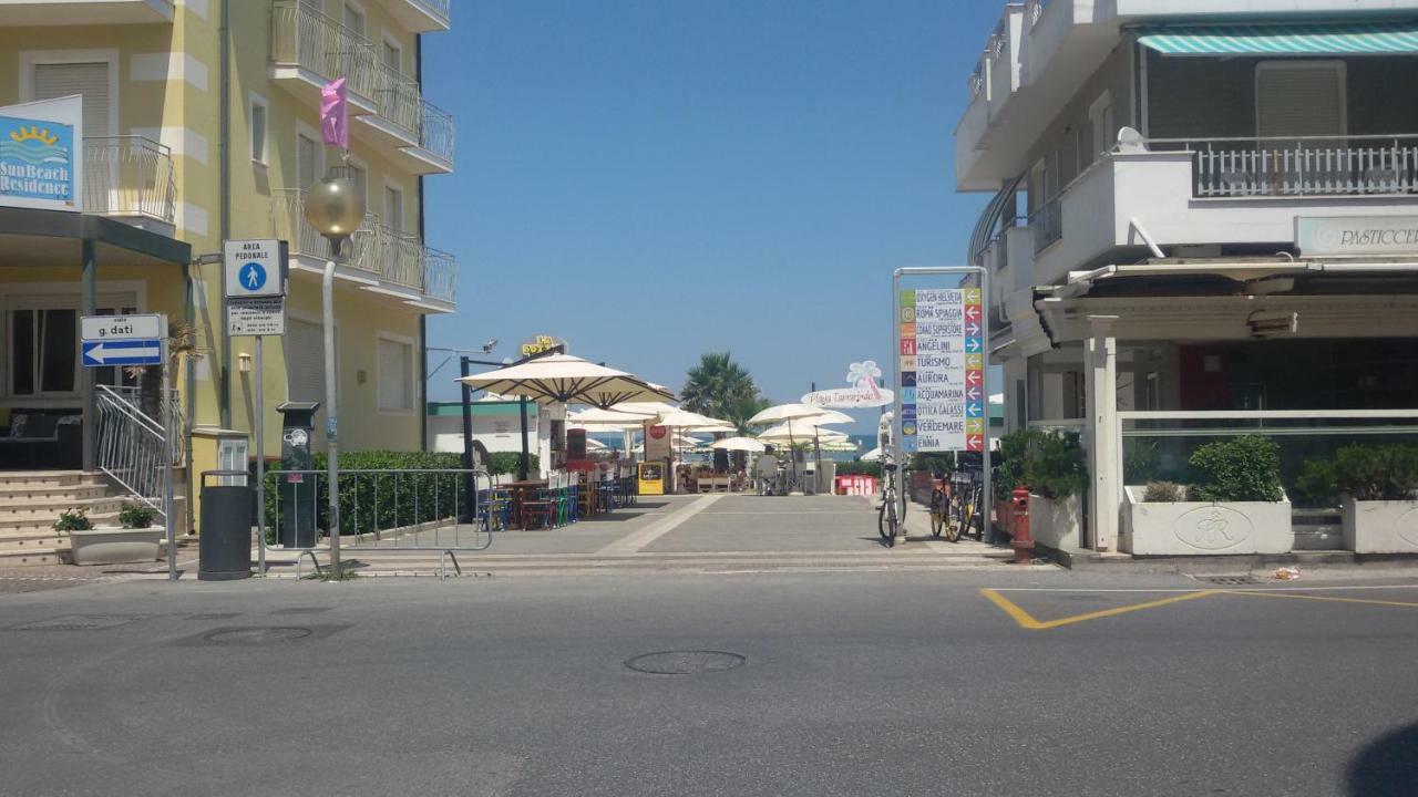 Domus Maris Viserba, Spiagge E Centro A 100 Mt, Promo Maggio Fiera Macfrut, Fieravicola, Expo Dental, Meeting רימיני מראה חיצוני תמונה