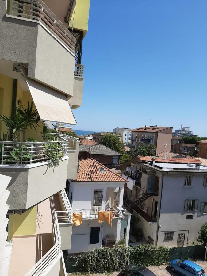 Domus Maris Viserba, Spiagge E Centro A 100 Mt, Promo Maggio Fiera Macfrut, Fieravicola, Expo Dental, Meeting רימיני מראה חיצוני תמונה